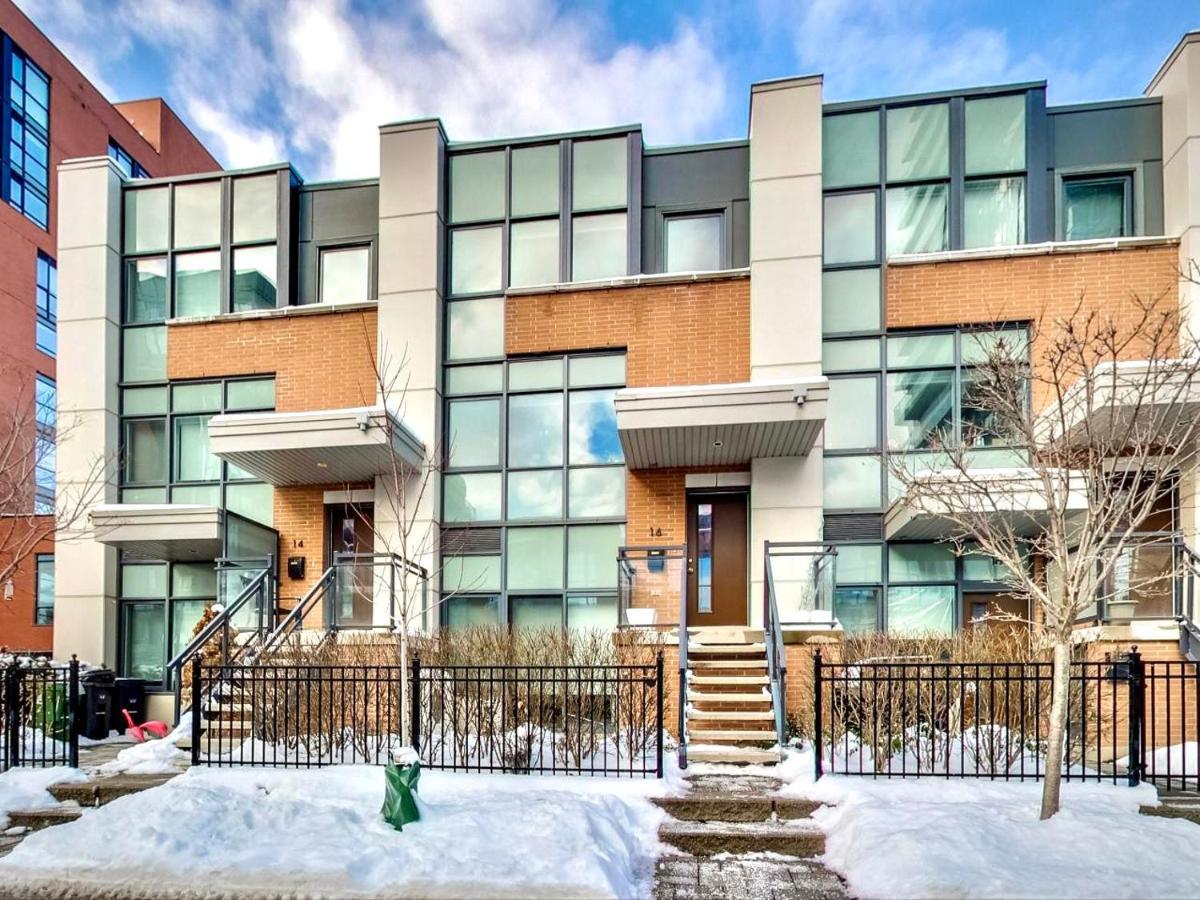 Home In Downtown Торонто Екстериор снимка